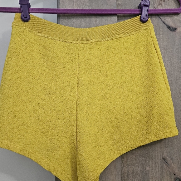 ZARA mustard Yellow Summer Knit Micro Shorts. Size Medium - Picture 8 of 11
